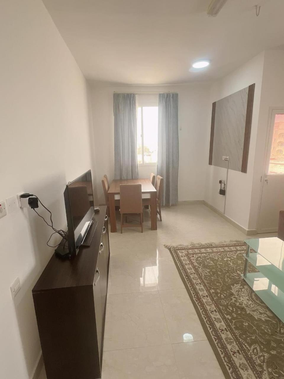 Golden Seasons Furnished 9 Apartmán