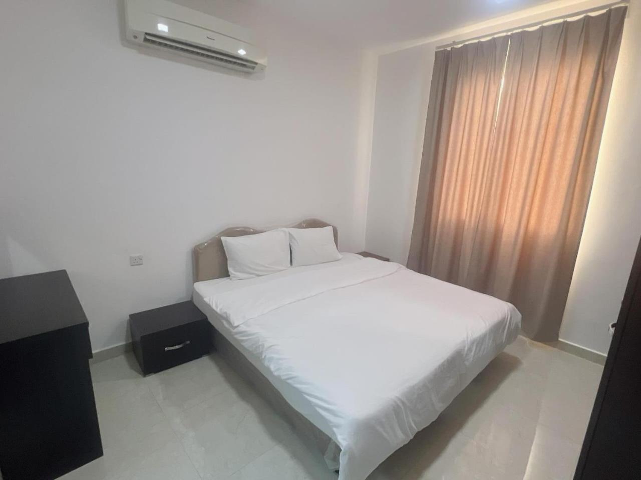 Apartmán Golden Seasons Furnished 9 *