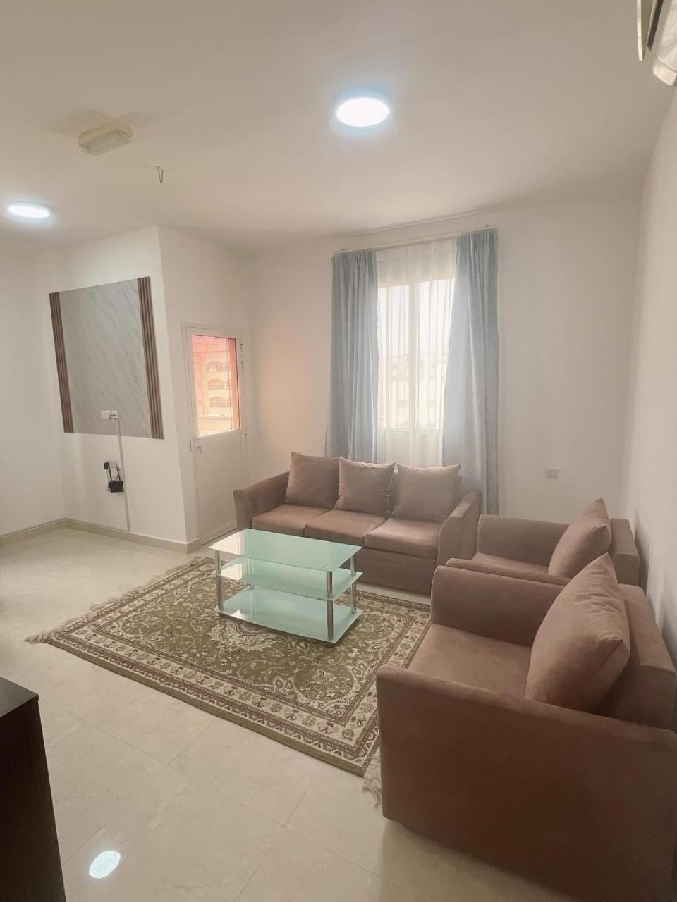 Golden Seasons Furnished 9 Apartmán *