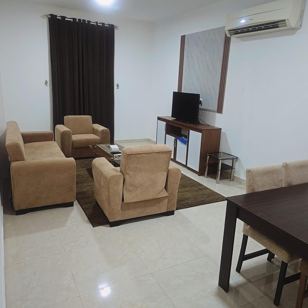 Golden Seasons Furnished 9 *