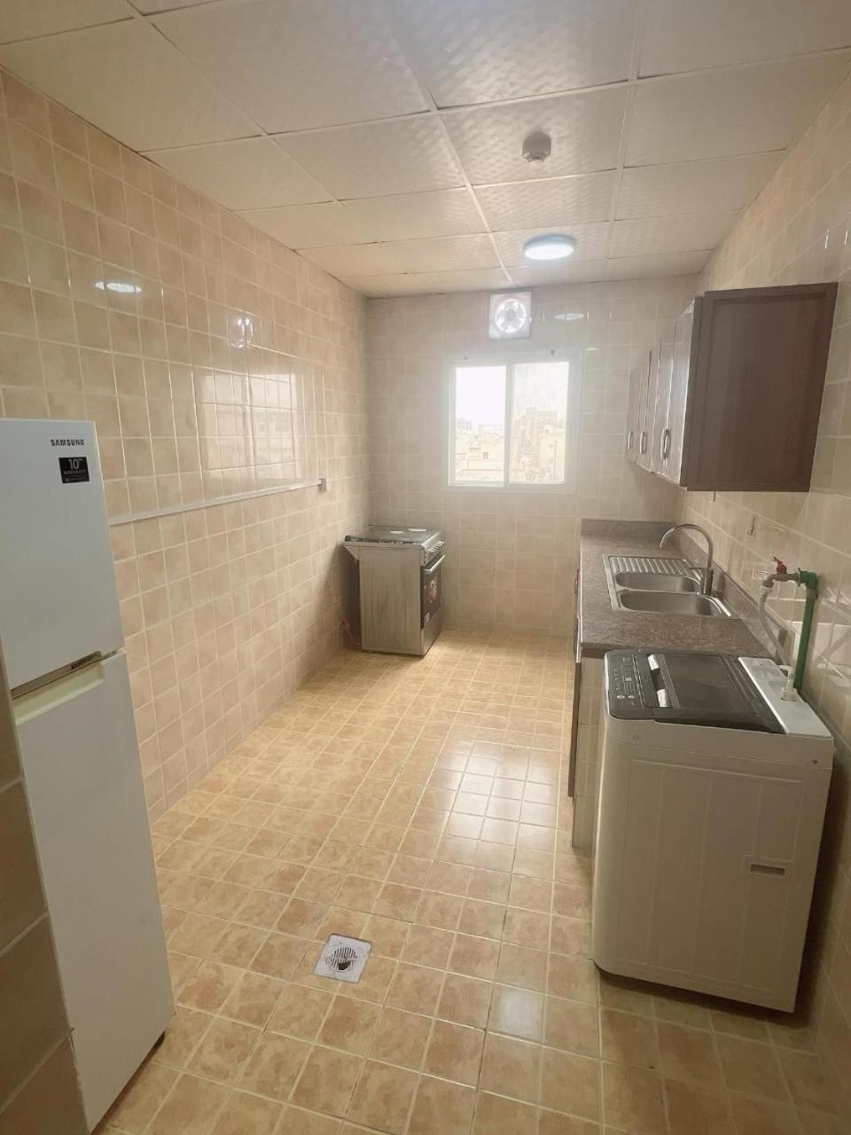 Golden Seasons Furnished 9 Salála